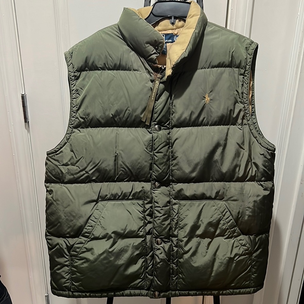 Polo vest